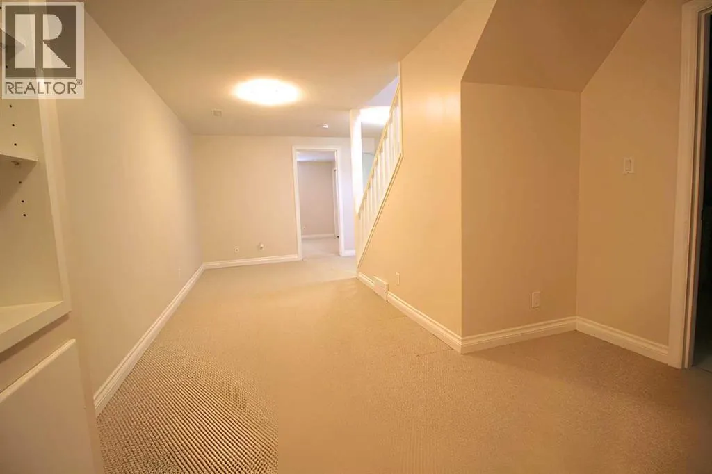 2 Forest Close
