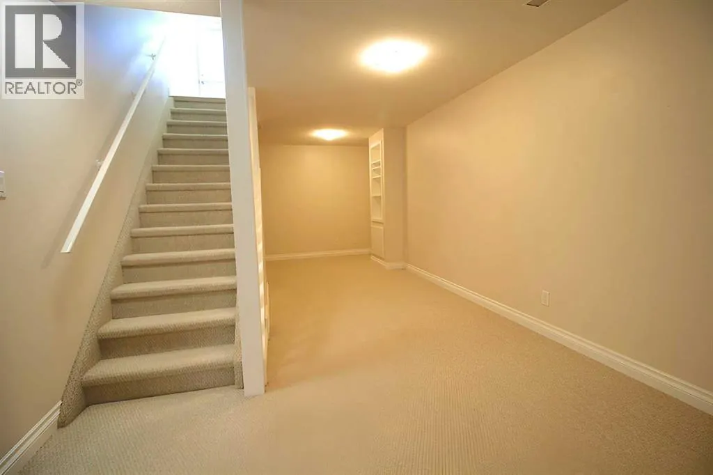 2 Forest Close