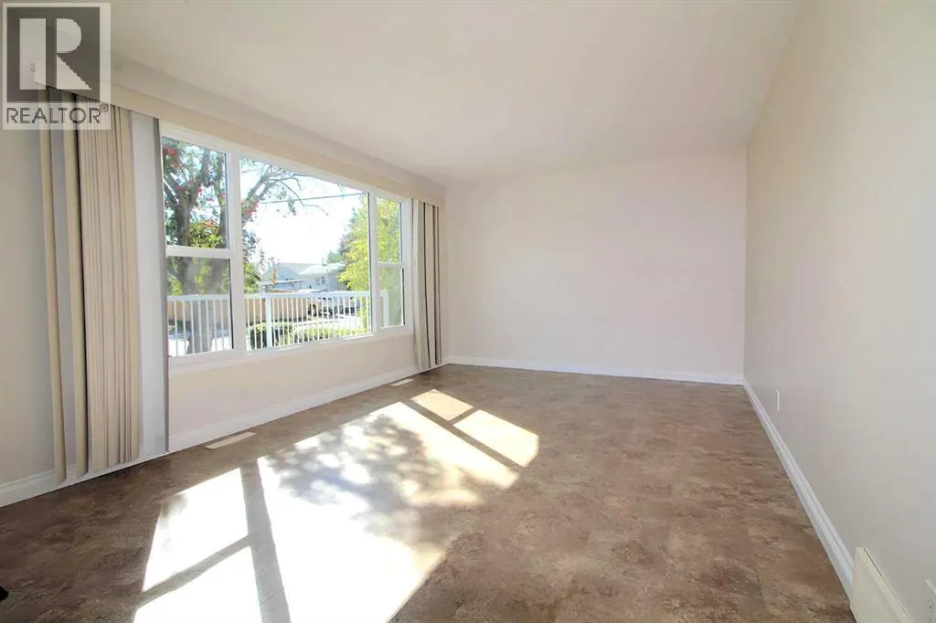 2 Forest Close