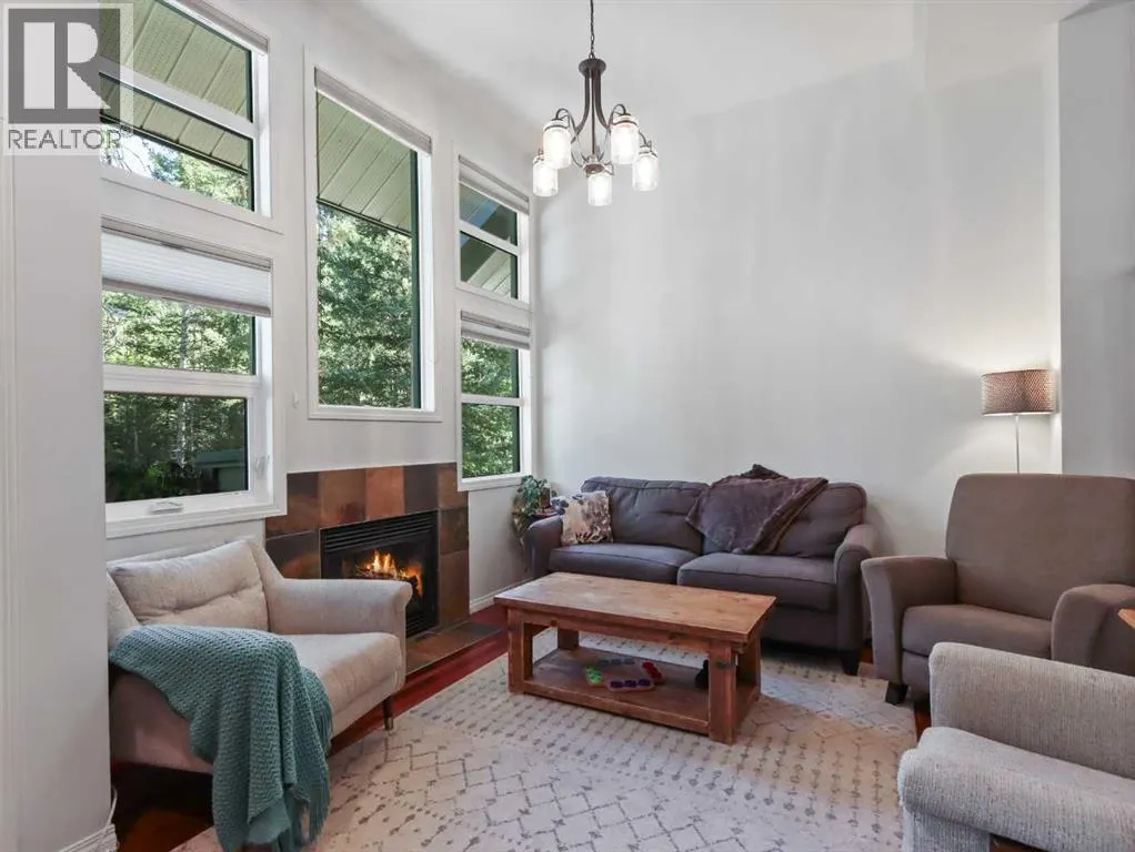 24, 242 Benchlands Terrace