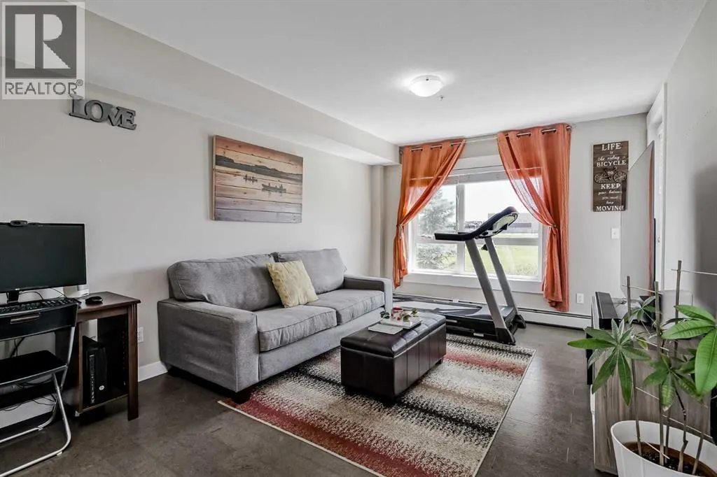 7208, 302 Skyview Ranch Drive NE