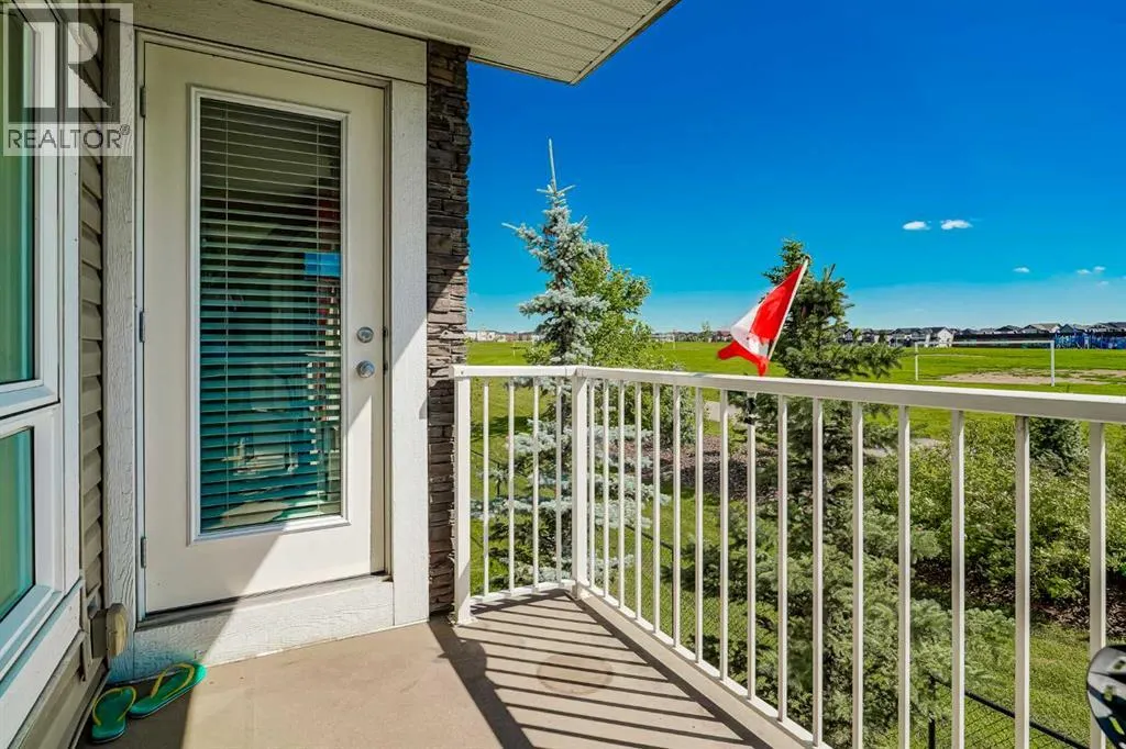 7208, 302 Skyview Ranch Drive NE