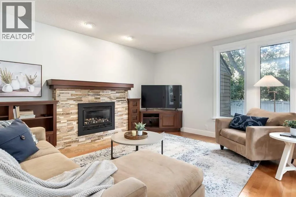 4 Wood Willow Place SW