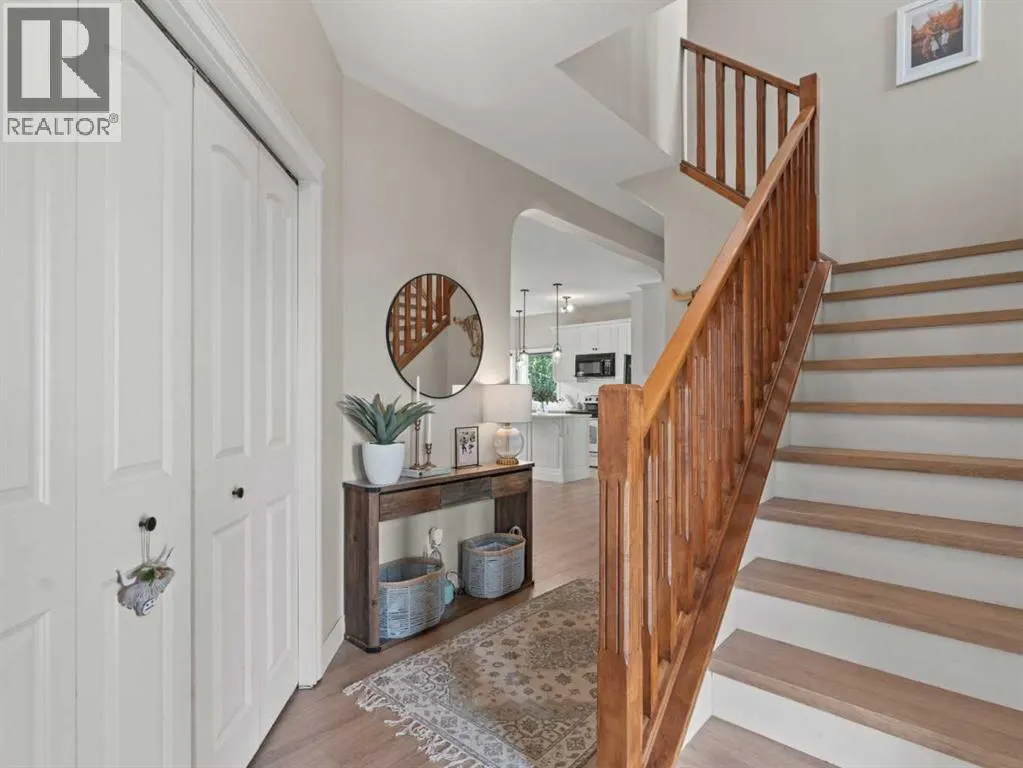 502 Sunrise Hill SW