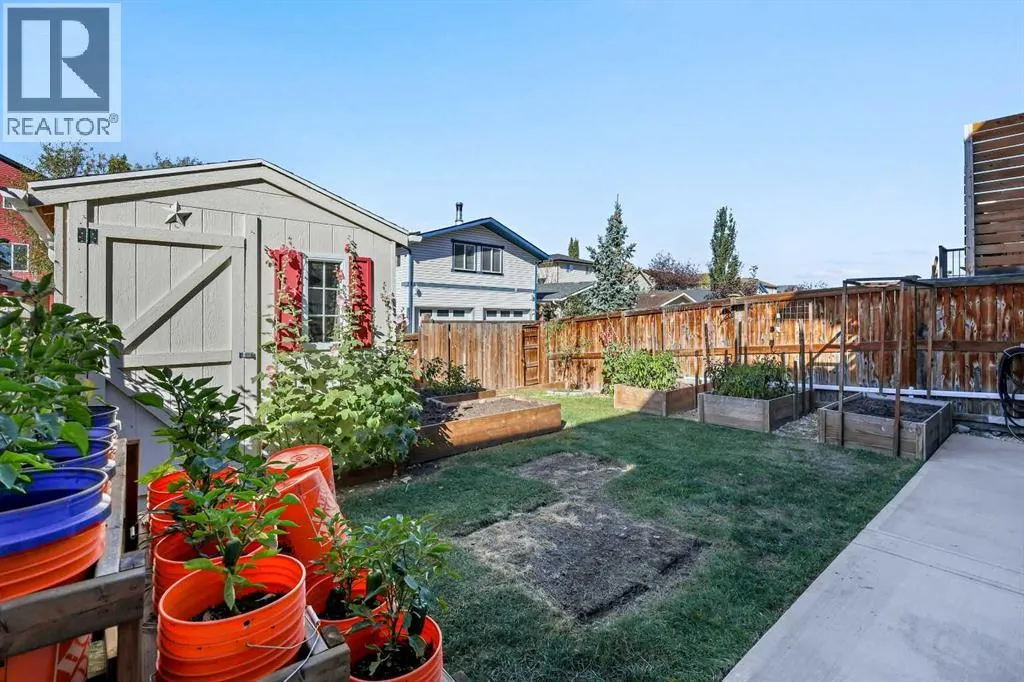 194 Canals Close SW