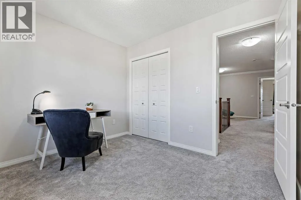 194 Canals Close SW