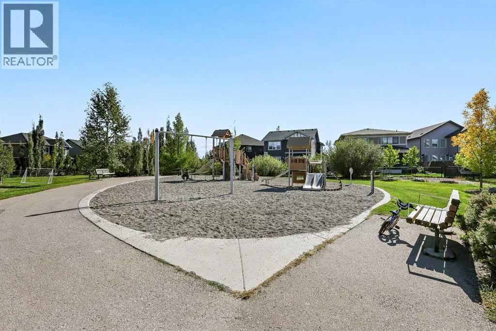 194 Canals Close SW
