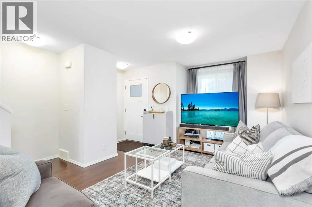 303, 339 Viscount Drive