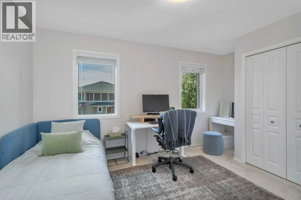 303, 339 Viscount Drive