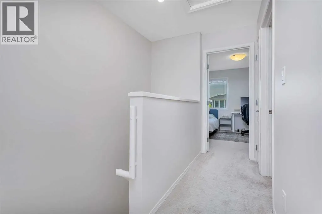 303, 339 Viscount Drive