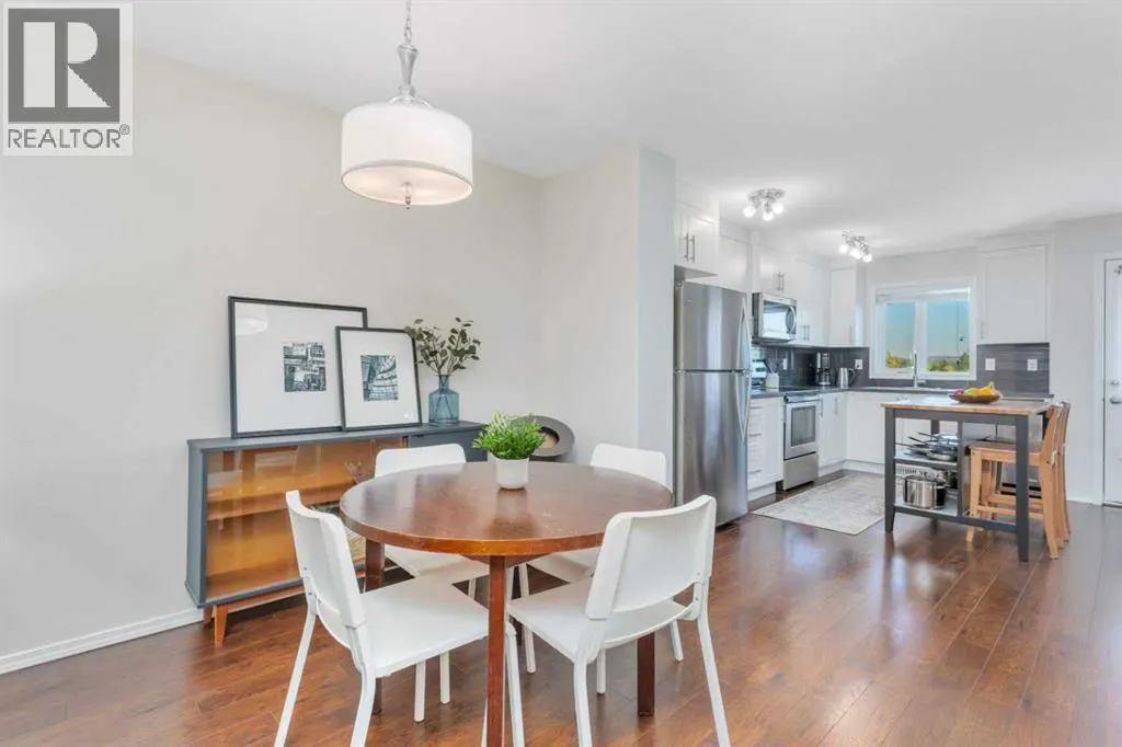 303, 339 Viscount Drive
