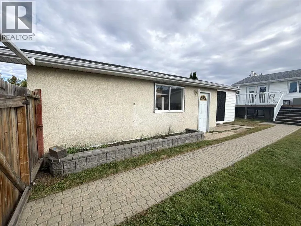 14 Sakwatamau Drive