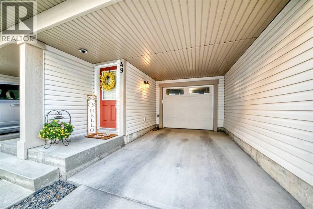49 New Brighton Point SE