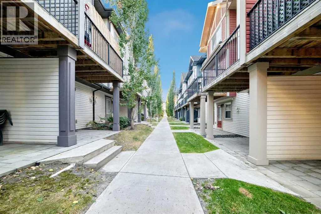 49 New Brighton Point SE