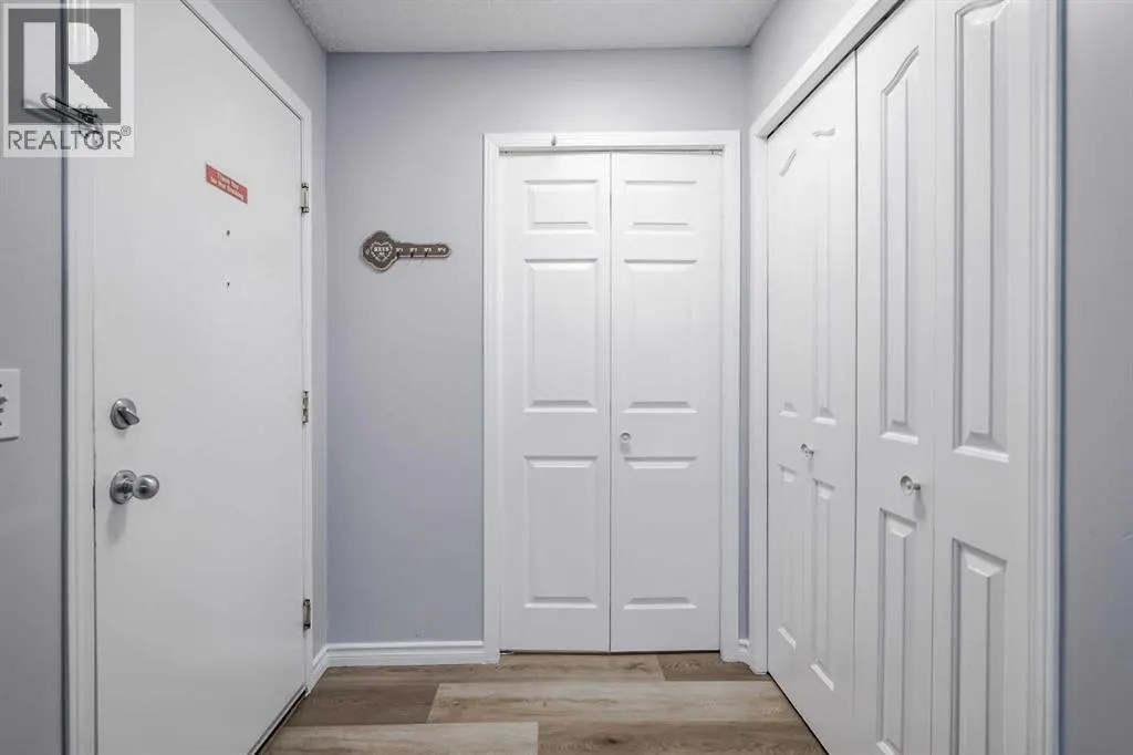 6118, 6000 Somervale Court SW