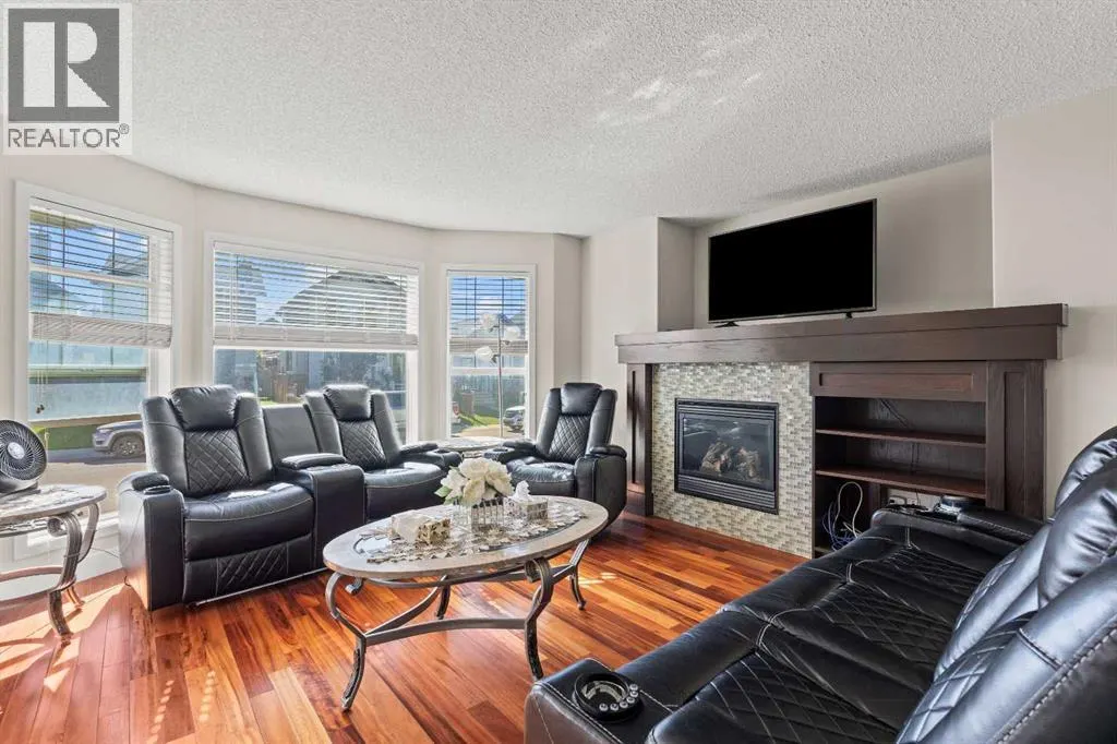 199 Cranberry Close SE