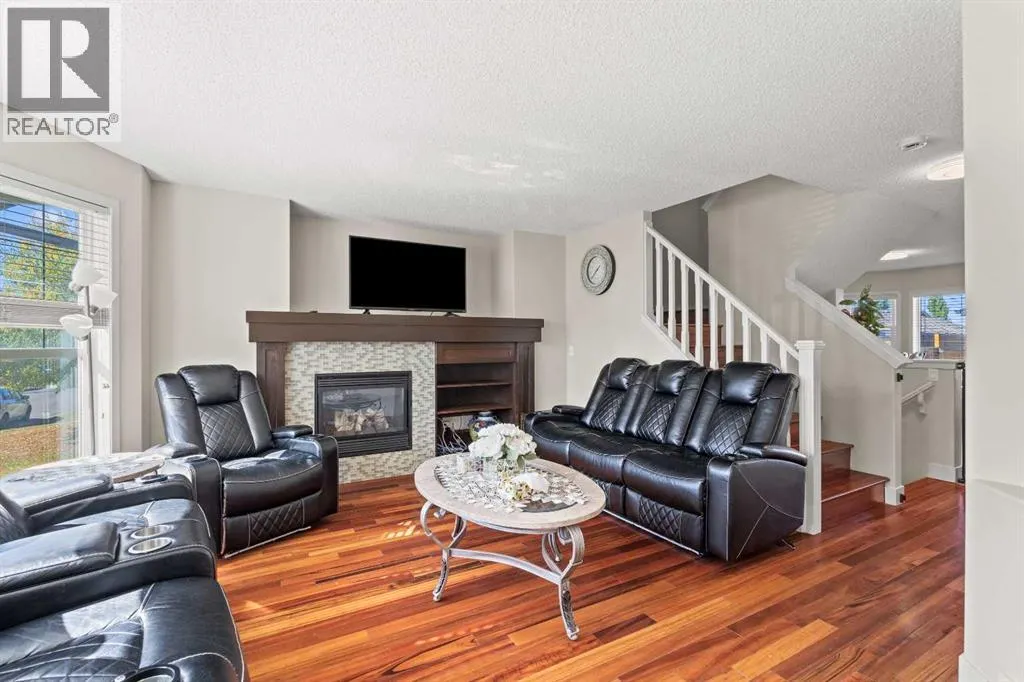 199 Cranberry Close SE