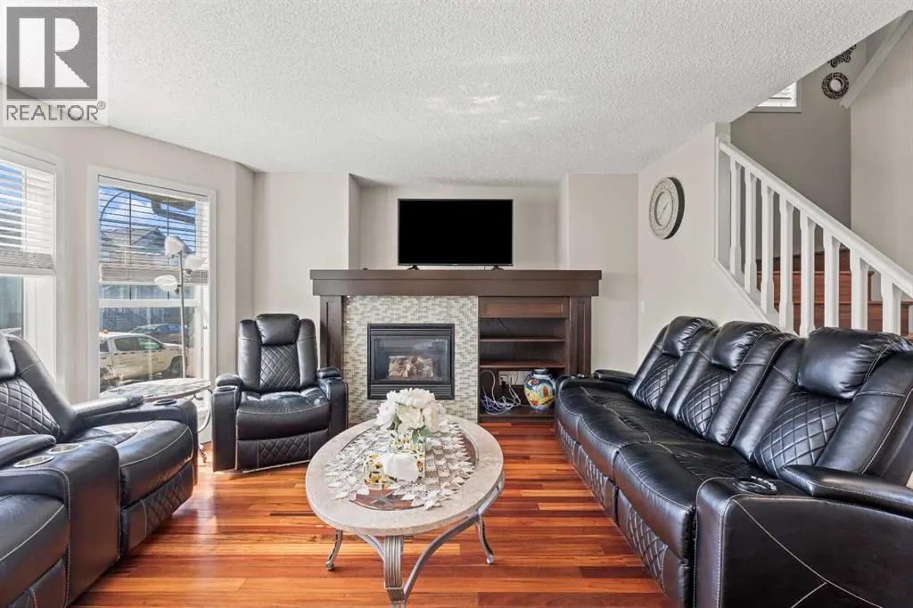 199 Cranberry Close SE