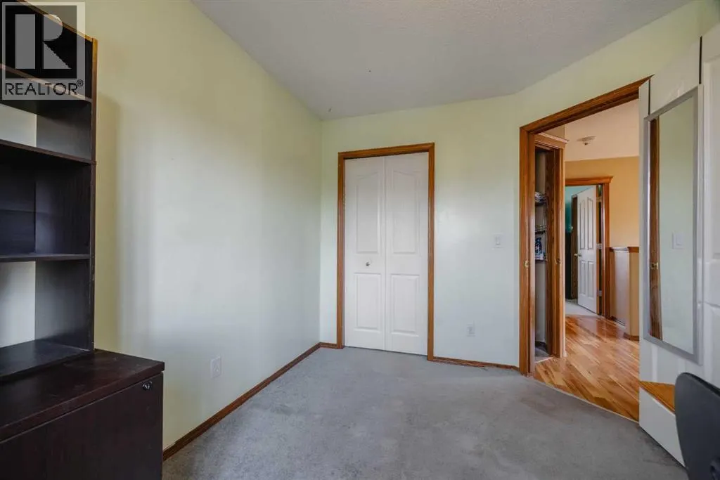 276 Cramond Close SE