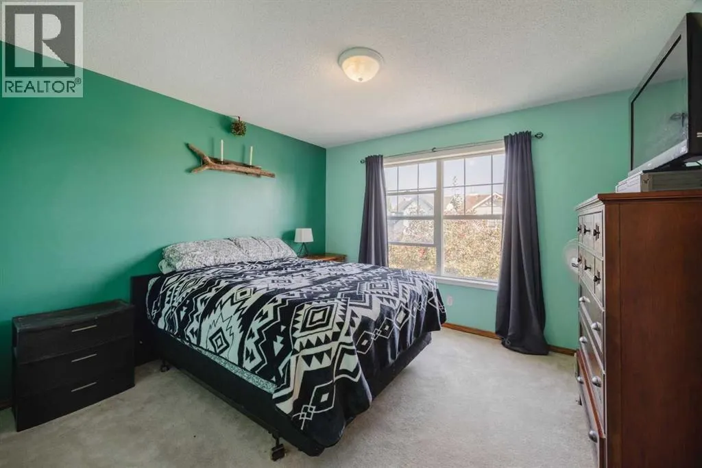 276 Cramond Close SE