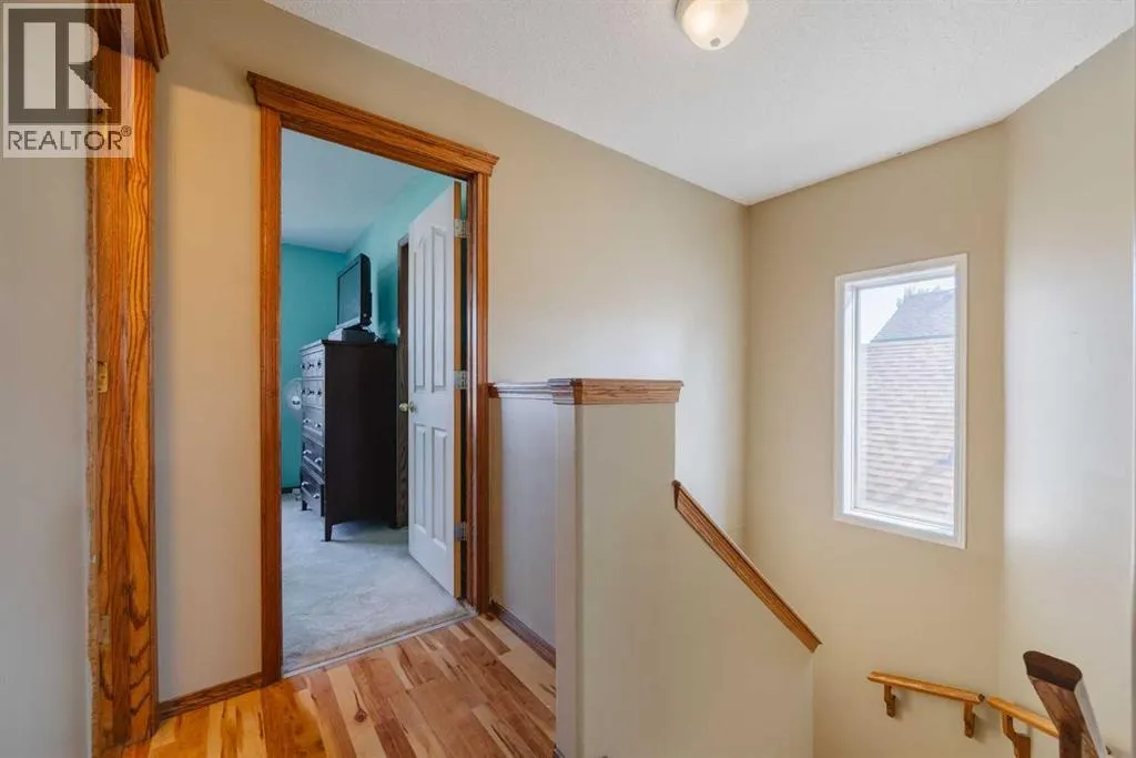 276 Cramond Close SE