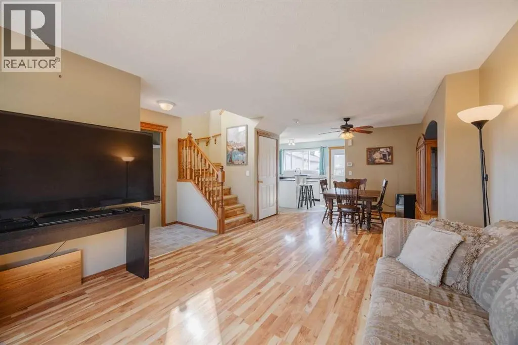 276 Cramond Close SE