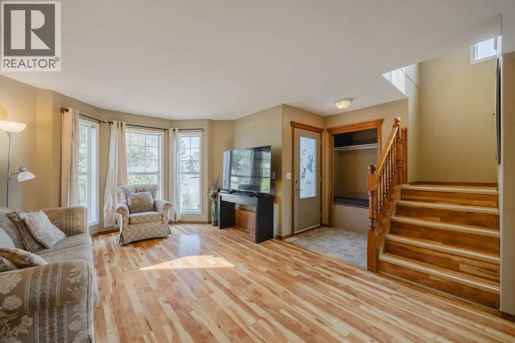 276 Cramond Close SE