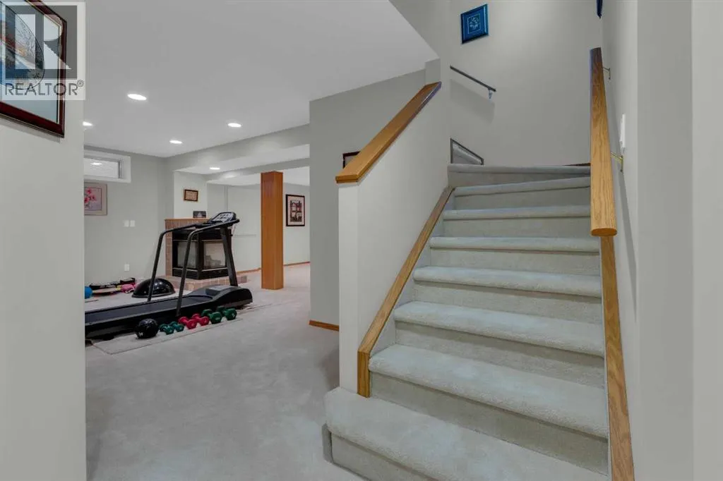 271 Mountain Park Drive SE