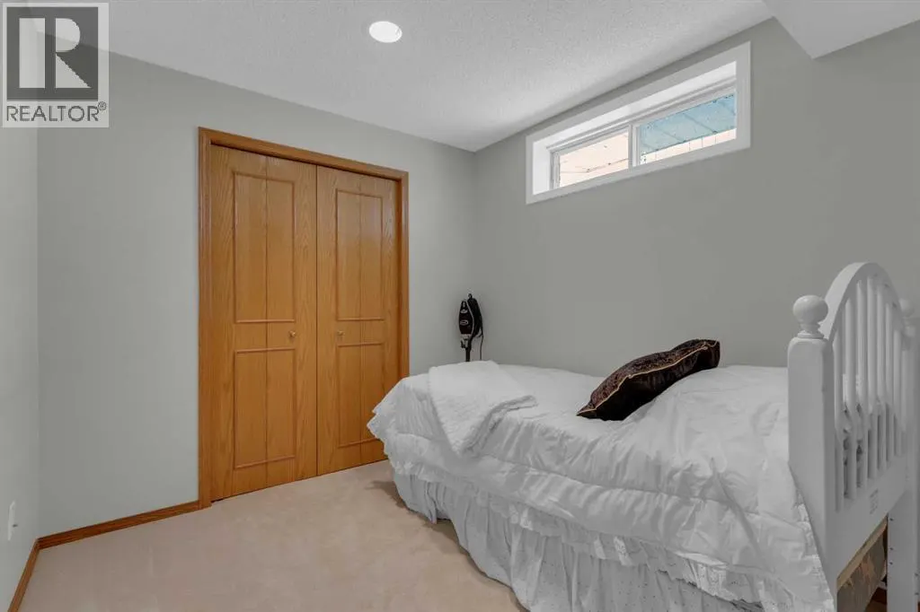 271 Mountain Park Drive SE