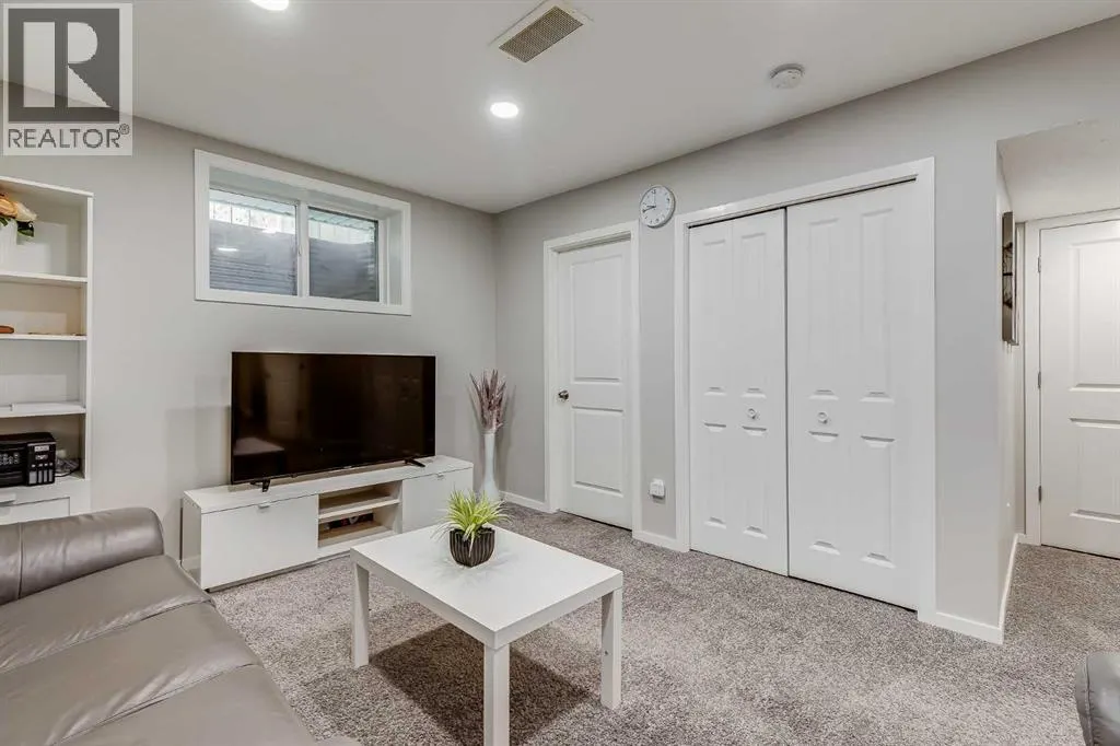 2930 Prairie Springs Grove SW
