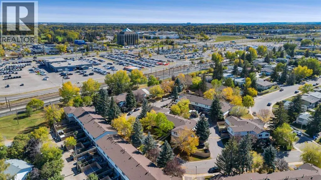 23, 630 Sabrina Road SW
