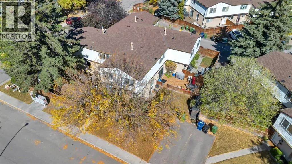 23, 630 Sabrina Road SW