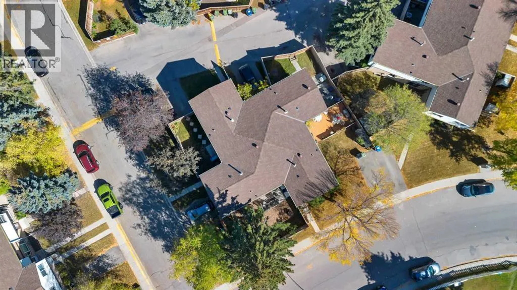 23, 630 Sabrina Road SW