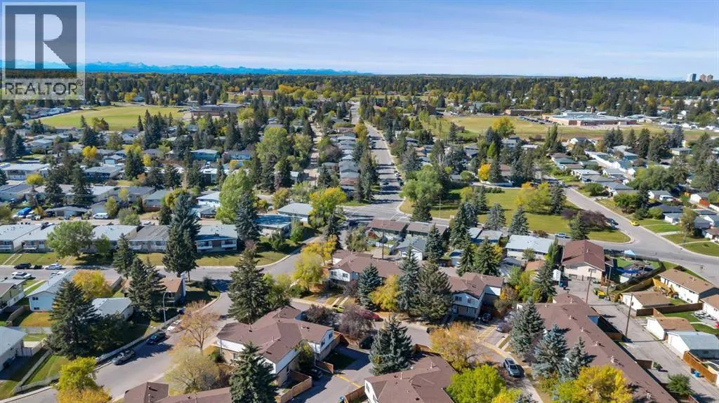 23, 630 Sabrina Road SW