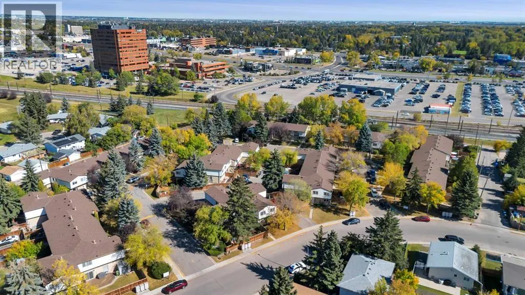 23, 630 Sabrina Road SW