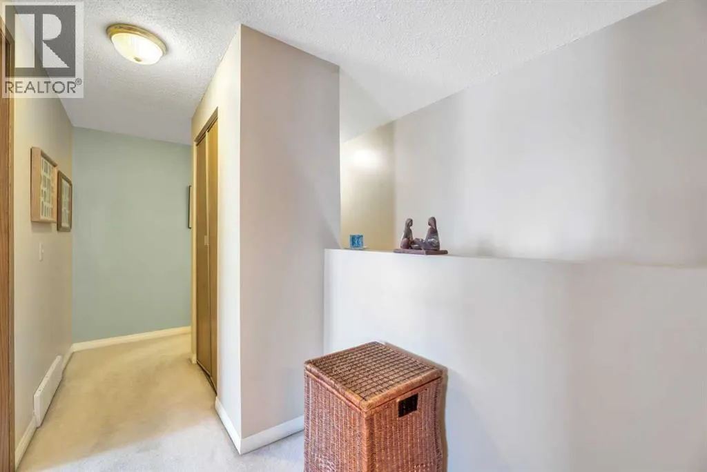 23, 630 Sabrina Road SW