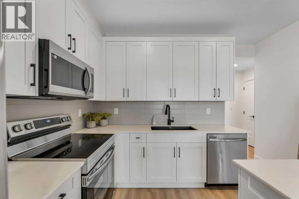 115, 60 Sage Hill Walk NW