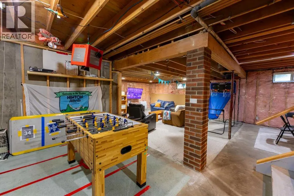 141 Hansen Drive