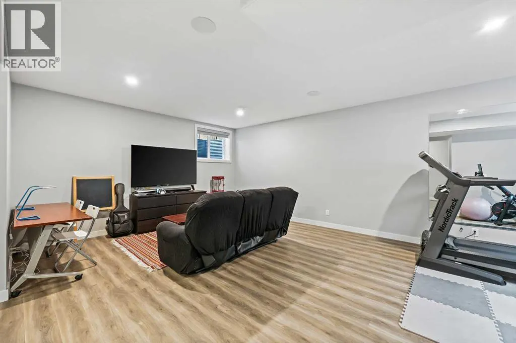 34 Coach Ridge Point SW