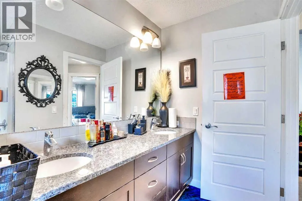 272 Skyview Shores Manor NE
