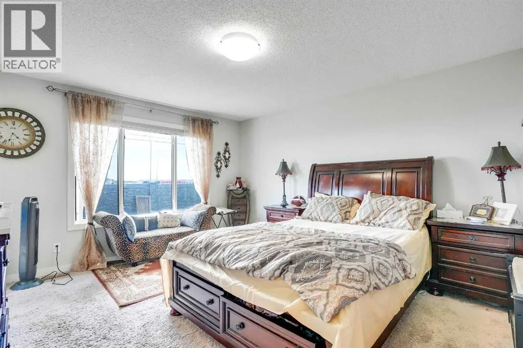 272 Skyview Shores Manor NE