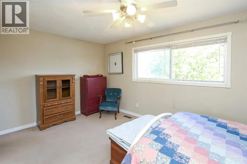 74 Nichols Crescent