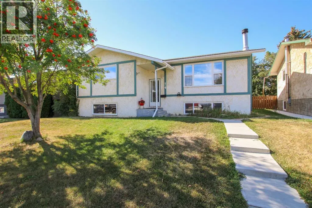 74 Nichols Crescent
