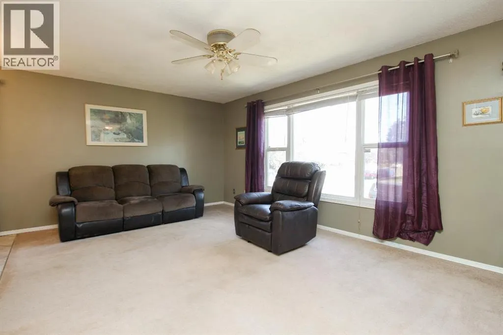 74 Nichols Crescent