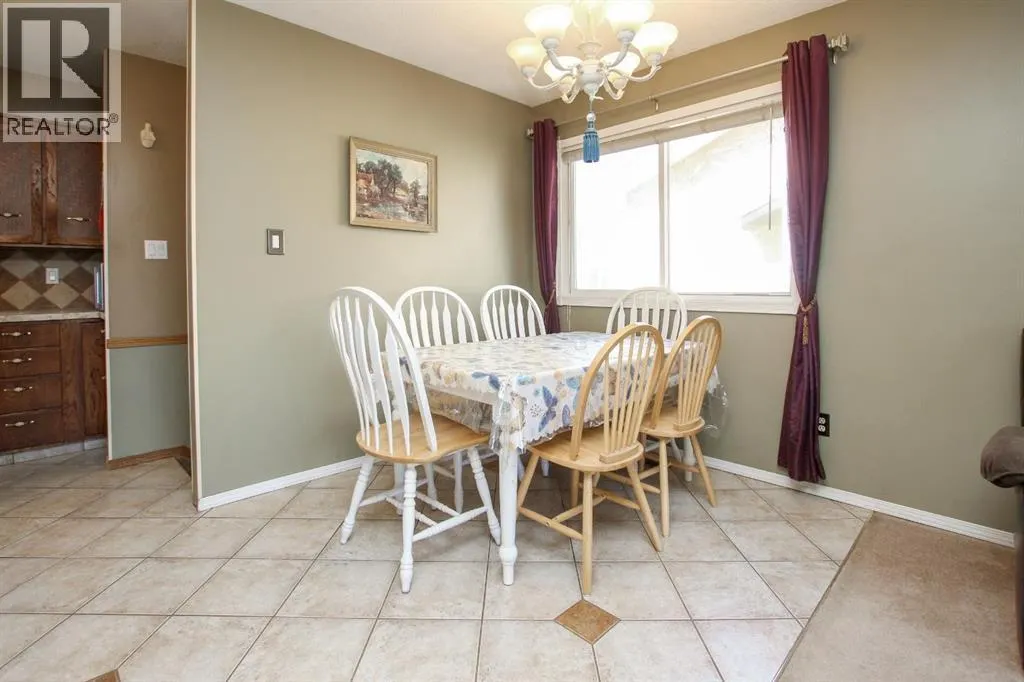 74 Nichols Crescent