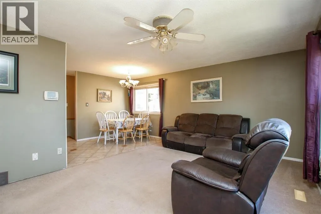 74 Nichols Crescent