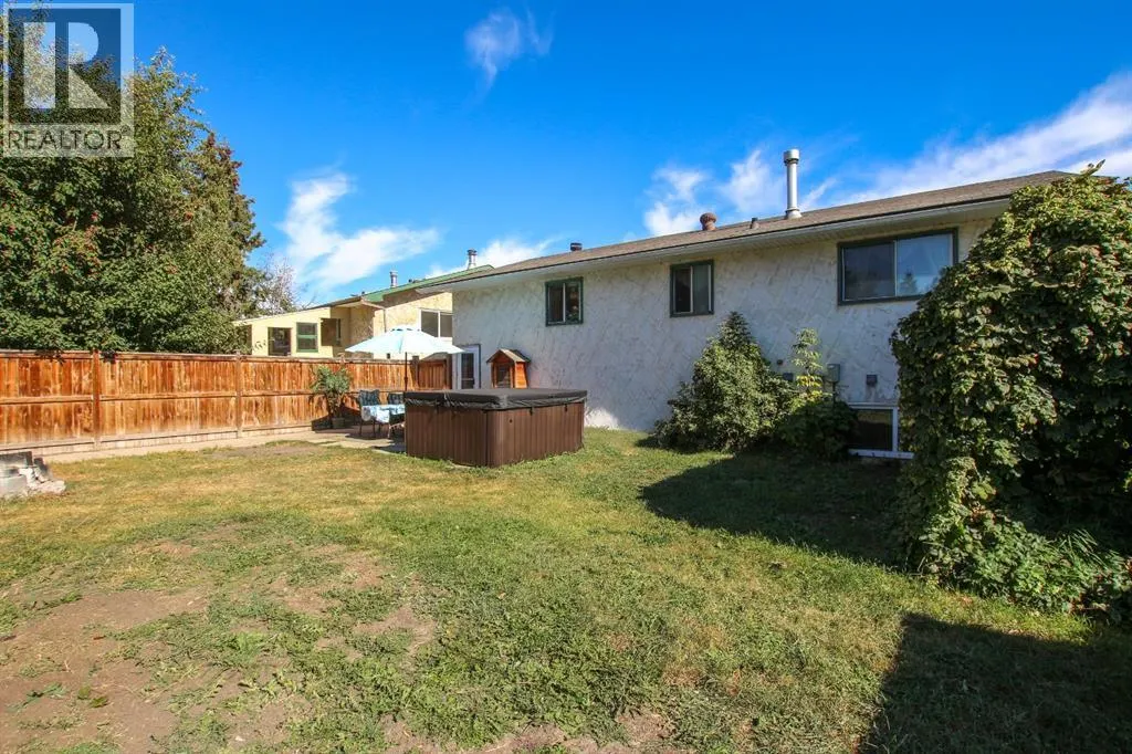 74 Nichols Crescent