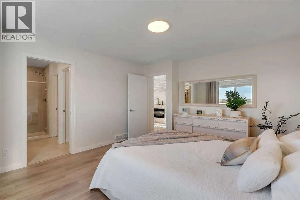 90 Savoy Landing SE