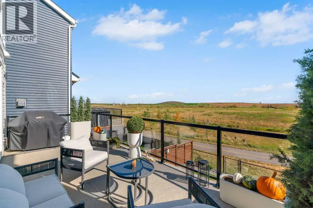 90 Savoy Landing SE