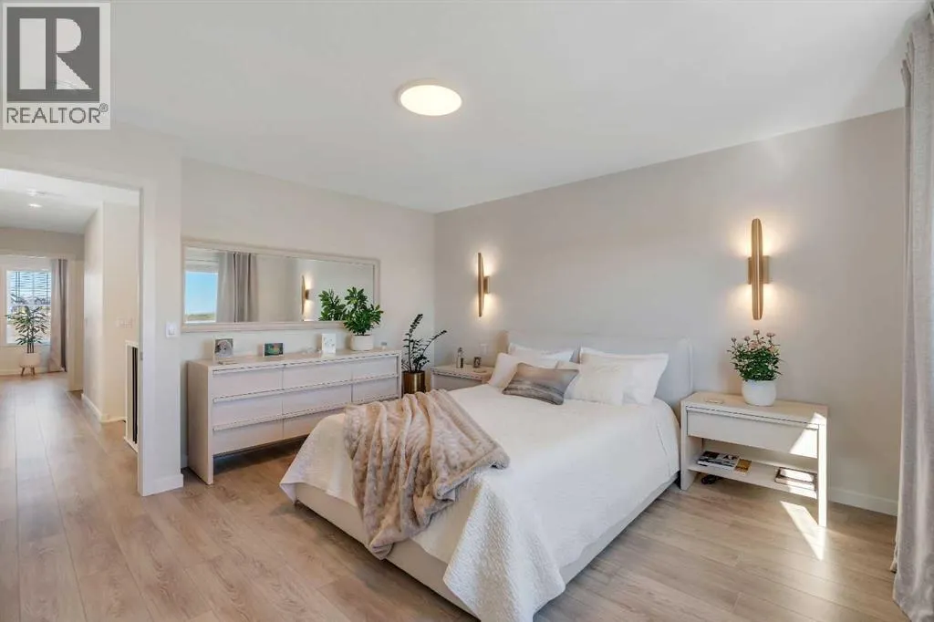 90 Savoy Landing SE